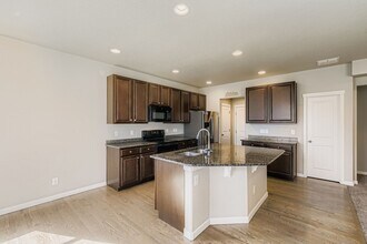8185 Sandsmere Dr in Colorado Springs, CO - Building Photo - Building Photo
