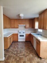 2840 Stanislaus St in Riverbank, CA - Building Photo - Building Photo
