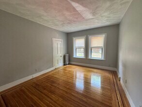 11 Park St, Unit 2 in Brookline, MA - Building Photo - Building Photo