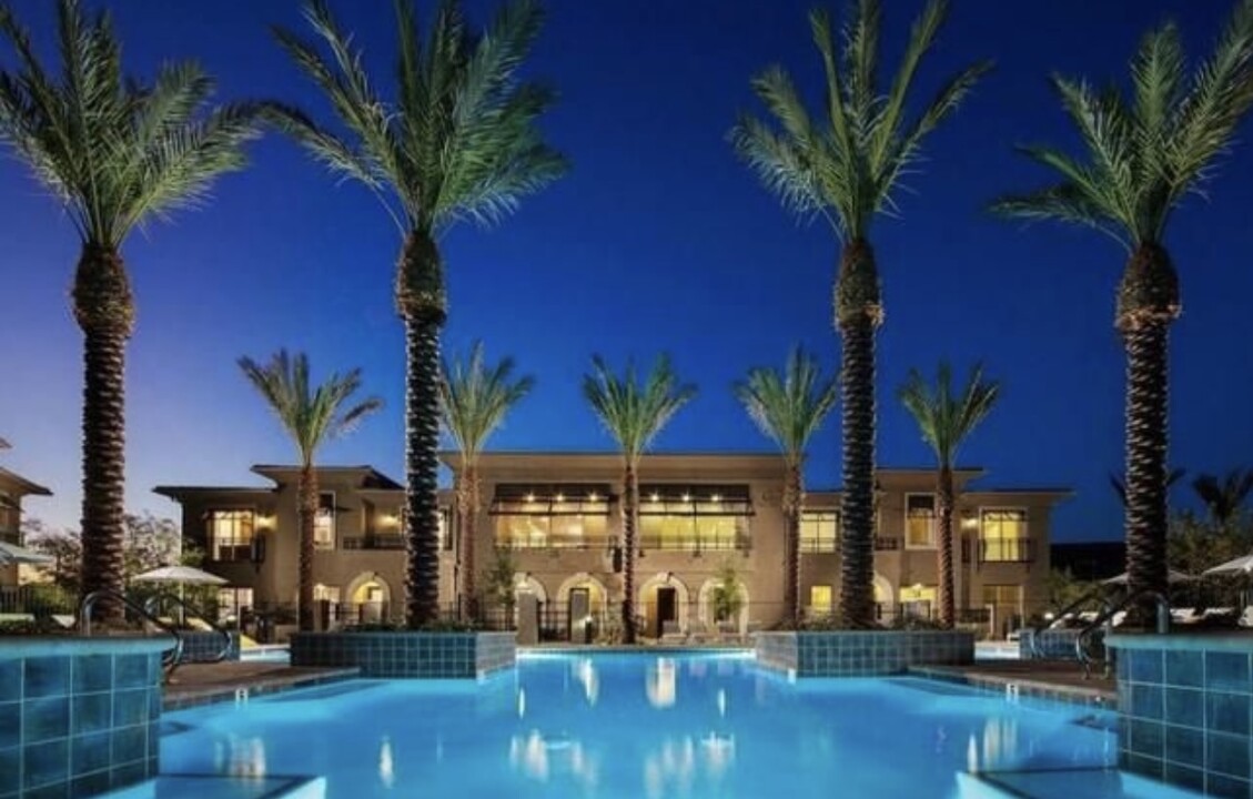 6565 E Thomas Rd in Scottsdale, AZ - Building Photo