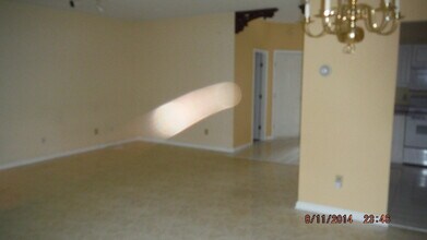 1311 Stillwater Ct in Newport News, VA - Building Photo - Building Photo