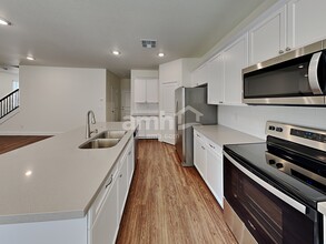 6143 Theodore St in North Las Vegas, NV - Building Photo - Building Photo