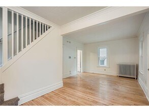 595 Hawthorne Ave E in St. Paul, MN - Building Photo - Building Photo