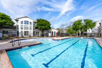 Lakeline Apartments in Leander, TX - Foto de edificio - Building Photo