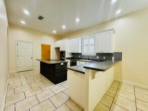 100 Palm Bay Blvd in Panama City Beach, FL - Building Photo - Building Photo