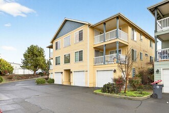 2533 Corona Ave in Medford, OR - Building Photo - Building Photo