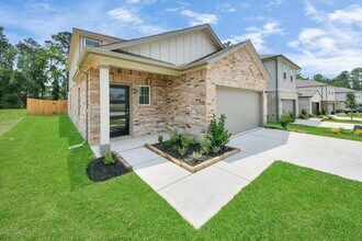 19 Courageous Side Way in Magnolia, TX - Building Photo - Building Photo