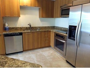510 NW 84th Ave, Unit 638 in Plantation, FL - Building Photo - Building Photo