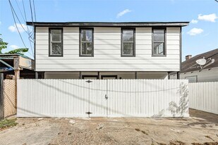 3229 Holman St in Houston, TX - Building Photo