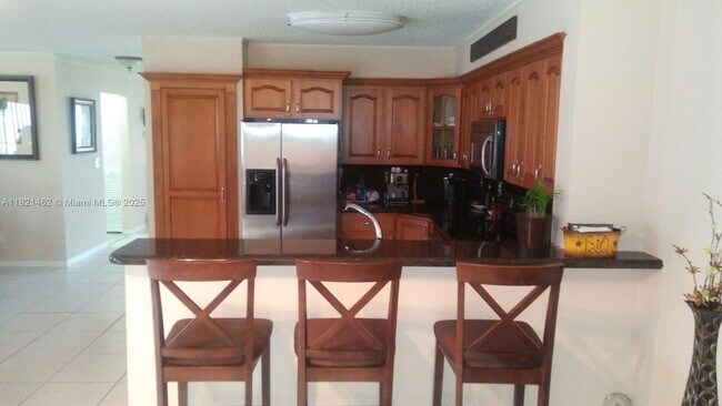 11124 SW 17th Manor in Davie, FL - Building Photo - Building Photo