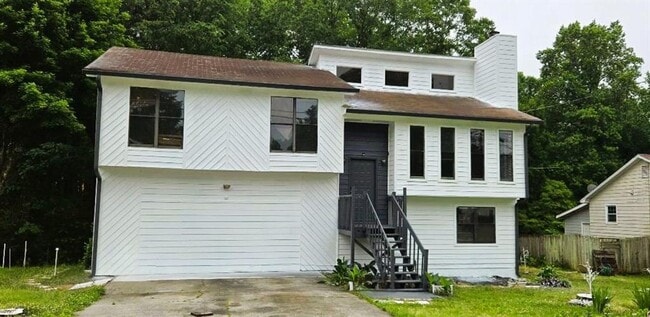 property at 2870 Creekwood Ln NW