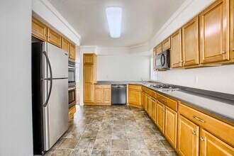 5037 Pasadena Way in Broomfield, CO - Building Photo - Building Photo