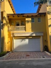 355 NE 69th Cir in Boca Raton, FL - Building Photo - Building Photo