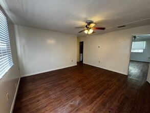 208 N Lakeshore Dr in Lake Wales, FL - Foto de edificio - Building Photo