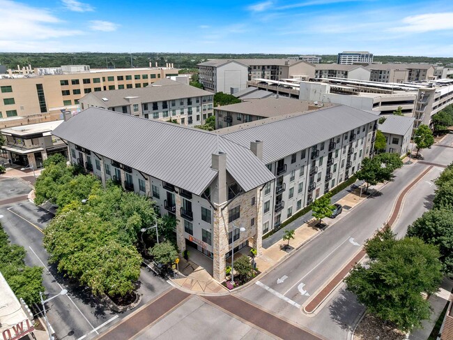 Residences at the Domain in Austin, TX - Building Photo - Building Photo