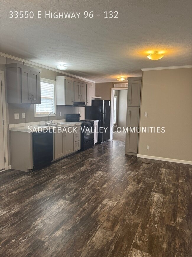 33550 CO-96 in Pueblo, CO - Building Photo - Building Photo