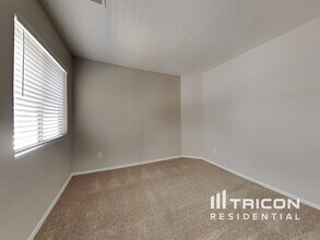 15314 N 161st Dr in Surprise, AZ - Building Photo - Building Photo