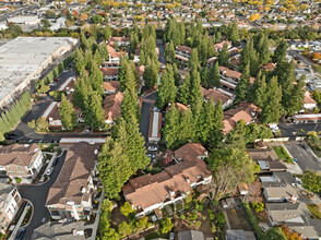 1400 Bowe Ave in Santa Clara, CA - Foto de edificio - Building Photo