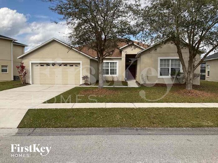 5451 Crepe Myrtle Cir in Kissimmee, FL - Building Photo