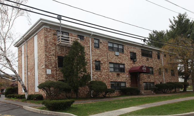 Meadow Lane Apartments in Spring Valley, NY - Building Photo - Building Photo