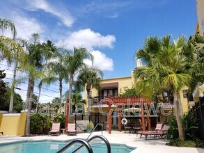 3310 Las Campos Pl in Tampa, FL - Building Photo - Building Photo