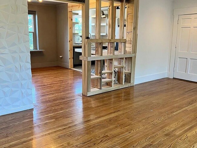 1112 Clifton Ln in Nashville, TN - Building Photo - Building Photo