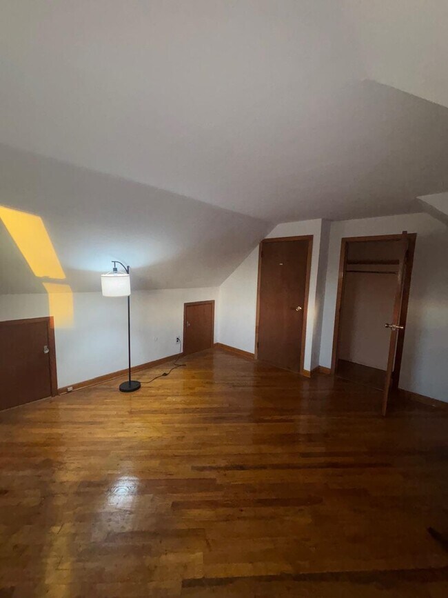 45 Norcross Ave in Bethpage, NY - Building Photo - Building Photo