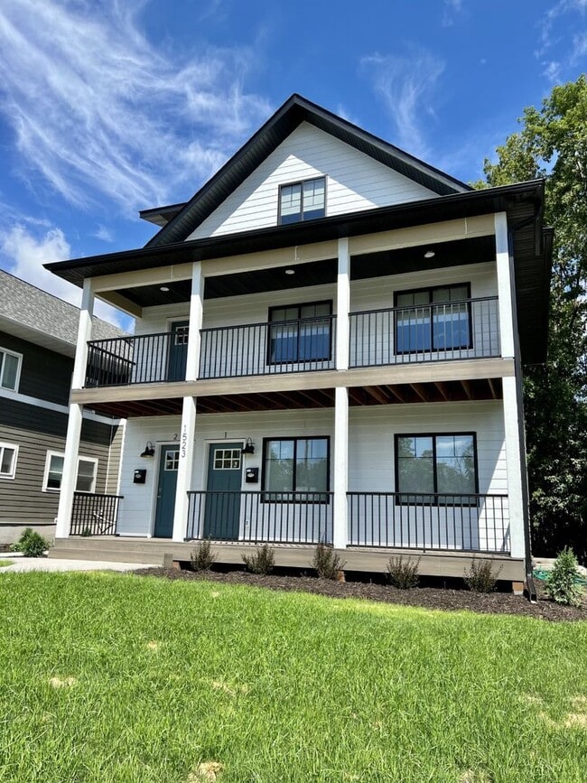 property at 1523 Rollins Ave SE