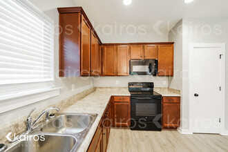 647 White Oak Cir in Lincoln, AL - Foto de edificio - Building Photo