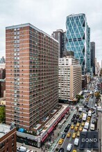 888 8th Ave in New York, NY - Building Photo - Building Photo