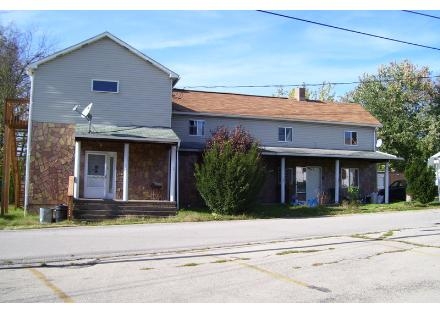 2003 East St in Cardale, PA - Building Photo