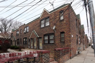 Richfield Gardens in Upper Darby, PA - Building Photo - Building Photo