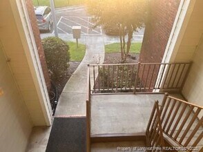 513 Meadowland Ct in Hope Mills, NC - Foto de edificio - Building Photo