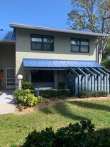 1411 NE 14th Ct, Unit Beacon 21 in Jensen Beach, FL - Building Photo