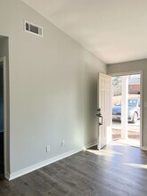 1602 Northwood St-Unit -1604 NWood in Meridian, MS - Foto de edificio - Building Photo