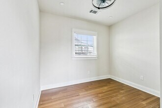 2009 Governor Nicholls St in New Orleans, LA - Building Photo - Building Photo
