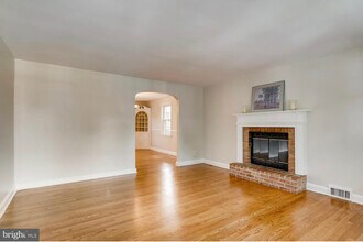 157 Regester Ave in Baltimore, MD - Building Photo - Building Photo