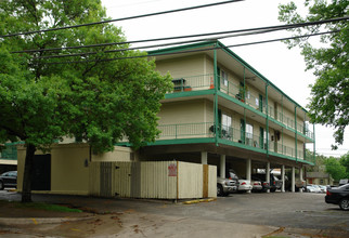 Sterling Crest in Austin, TX - Building Photo - Building Photo