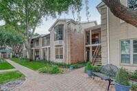 2700 Revere St photo'