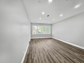432 Hickory St in Chicago Heights, IL - Building Photo - Building Photo