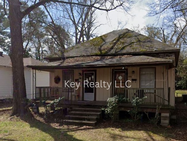 property at 308 1st St