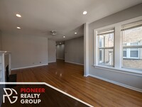 4806 N Winchester Ave, Unit #4810-2 in Chicago, IL - Building Photo - Building Photo