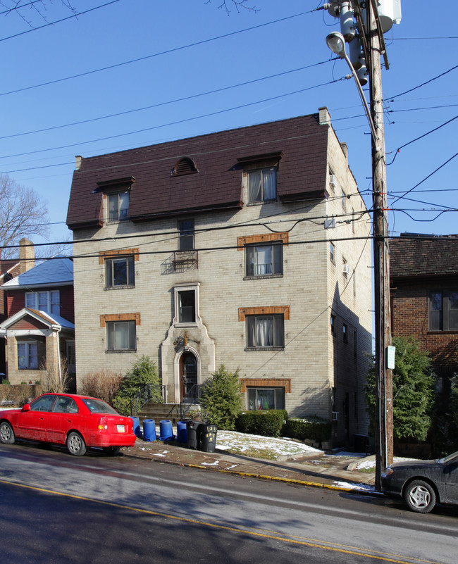 1311 S Braddock Ave in Pittsburgh, PA - Building Photo - Building Photo