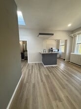 112 E Salem Ave in Indianola, IA - Building Photo - Building Photo