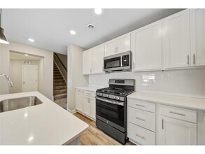 10518 Weston Wy N in Maple Grove, MN - Building Photo - Building Photo