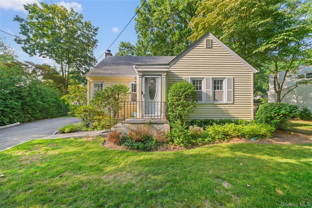 45 Gould Ave in Dobbs Ferry, NY - Building Photo