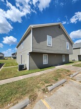 23422 High Point St, Unit C in Prairie View, TX - Building Photo - Building Photo