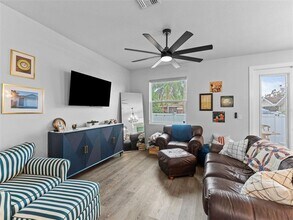 3103 W Leroy St in Tampa, FL - Building Photo - Building Photo