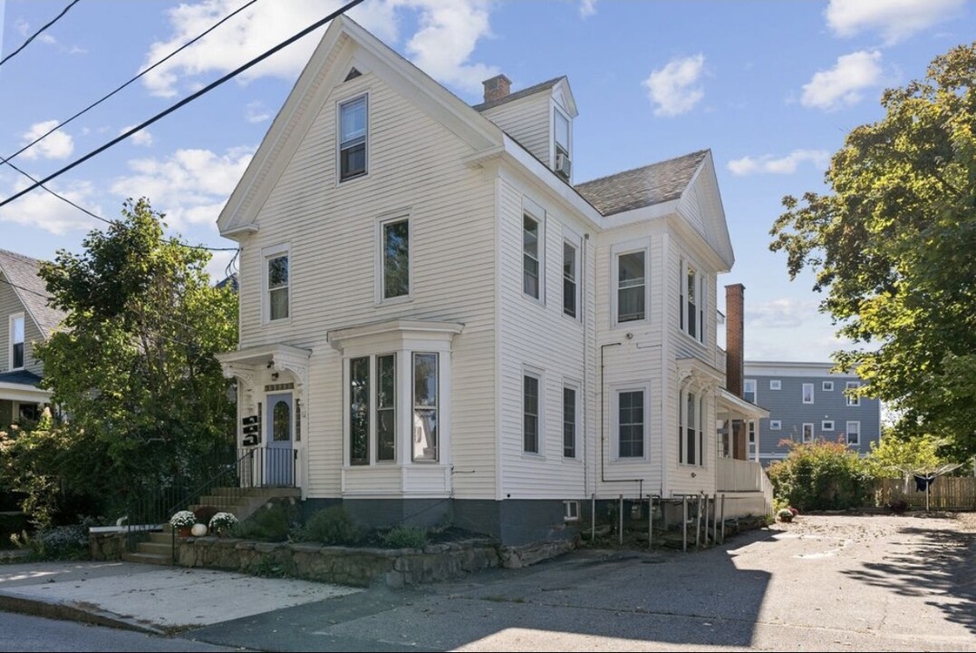 94 Woodford St in Portland, ME - Building Photo