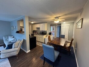 128 Tudor St, Unit C in Boston, MA - Foto de edificio - Building Photo